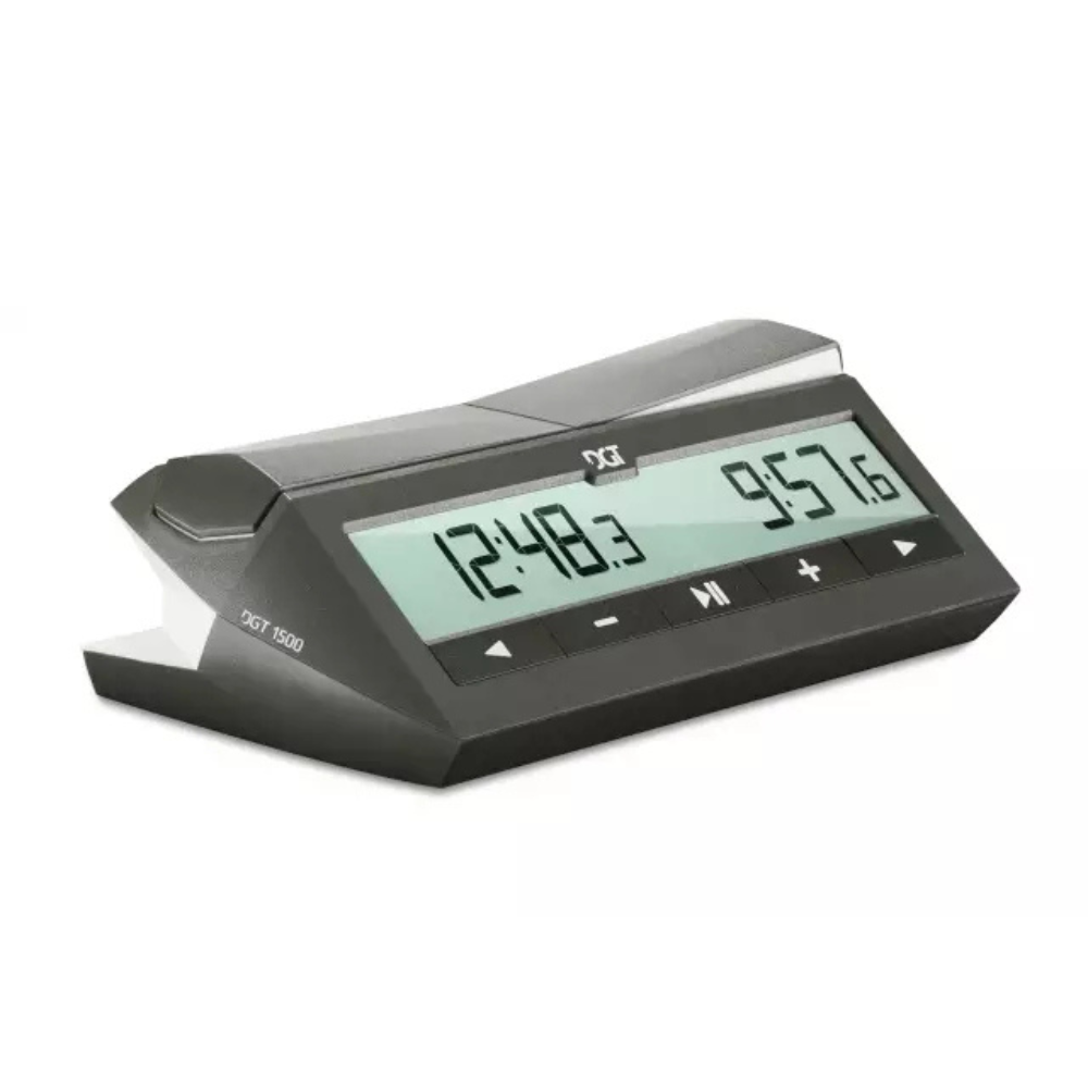 Reloj digital de ajedrez negro con doble pantalla y botones superiores