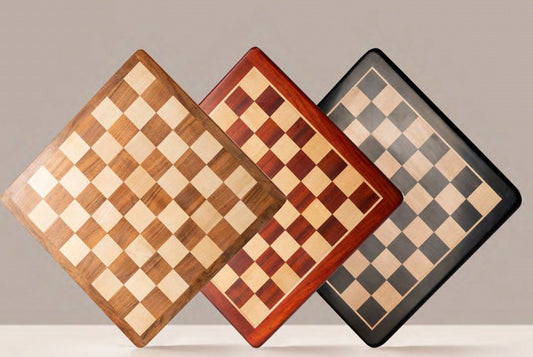 ¿ Como están hechas las piezas de ajedrez ?  Guía completa de materiales