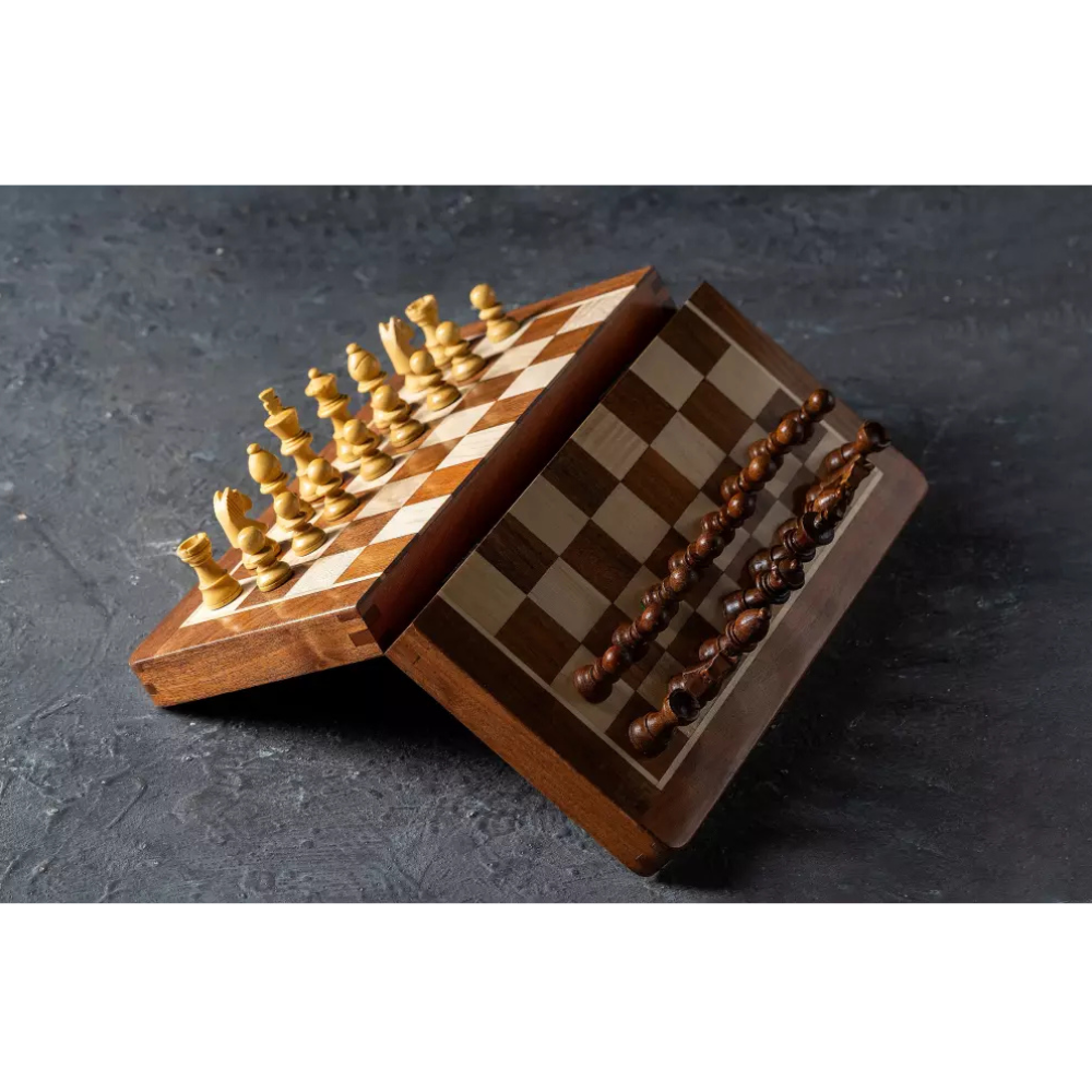 Voyager: Magnetic Travel Chess | GeniusCrafted™ 